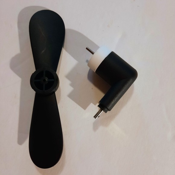 Micro USB Cell Phone Fan for Android - Smartphone - Black - stay cool! - Picture 4 of 4